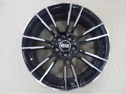 ELT202 8X18 5X112 ET30 66,6 BLP